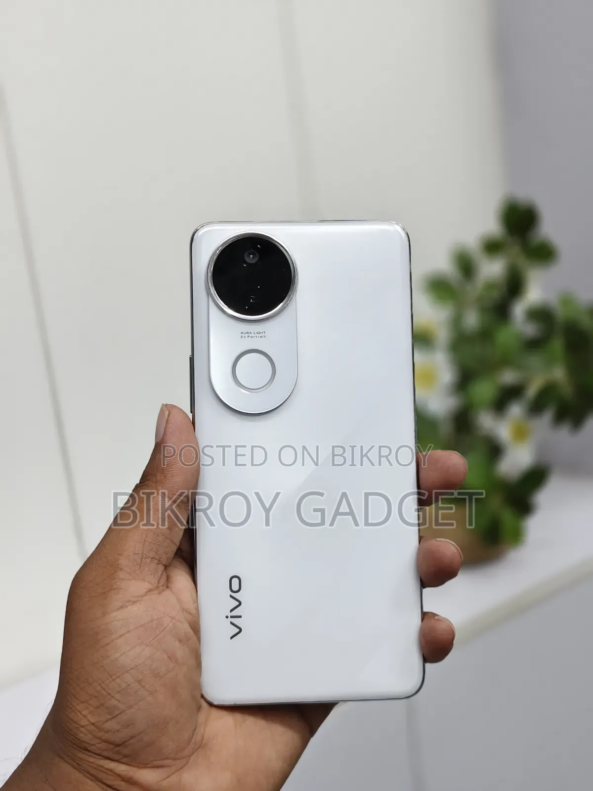 Vivo T4R 256 GB White