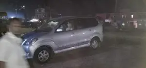 টয়োটা আভানজা ২০০৯ সিলভার