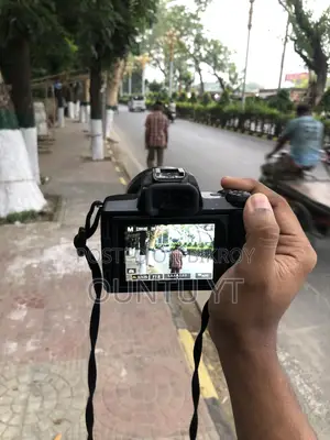 Canon M50 Mirrorless ( Full Setup )
