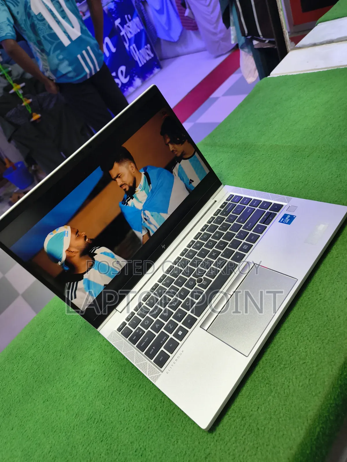 Laptop HP EliteBook 840 G8 16GB Intel Core I5 SSD 512GB