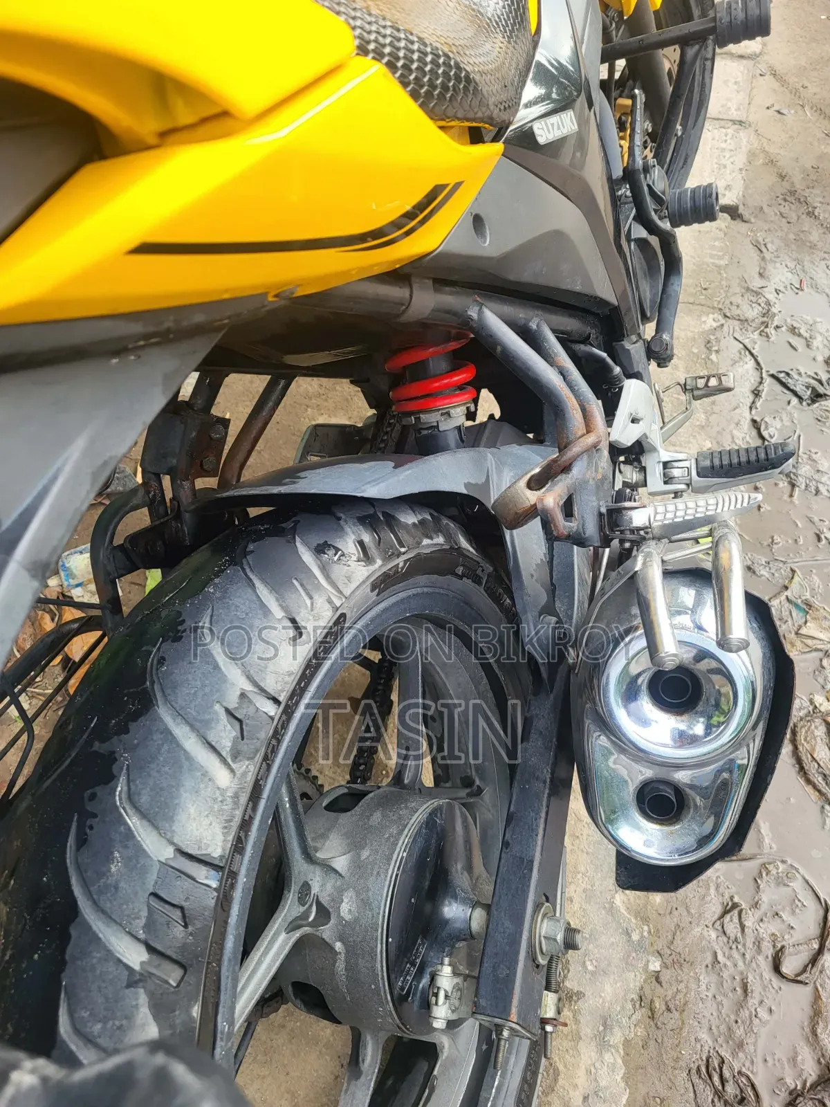 Suzuki Gixxer Monotone 2024 Yellow