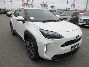Toyota Yaris Cross 1.5 Hybrid FWD 2021 Pearl