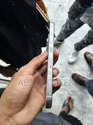 অ্যাপল আইফোন ১৩ প্রো ১২৮ জিবি হোয়াইট