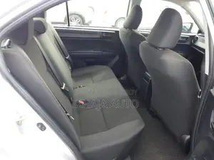 Toyota Axio 2022 Silver