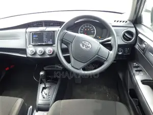 Toyota Axio 2022 Silver
