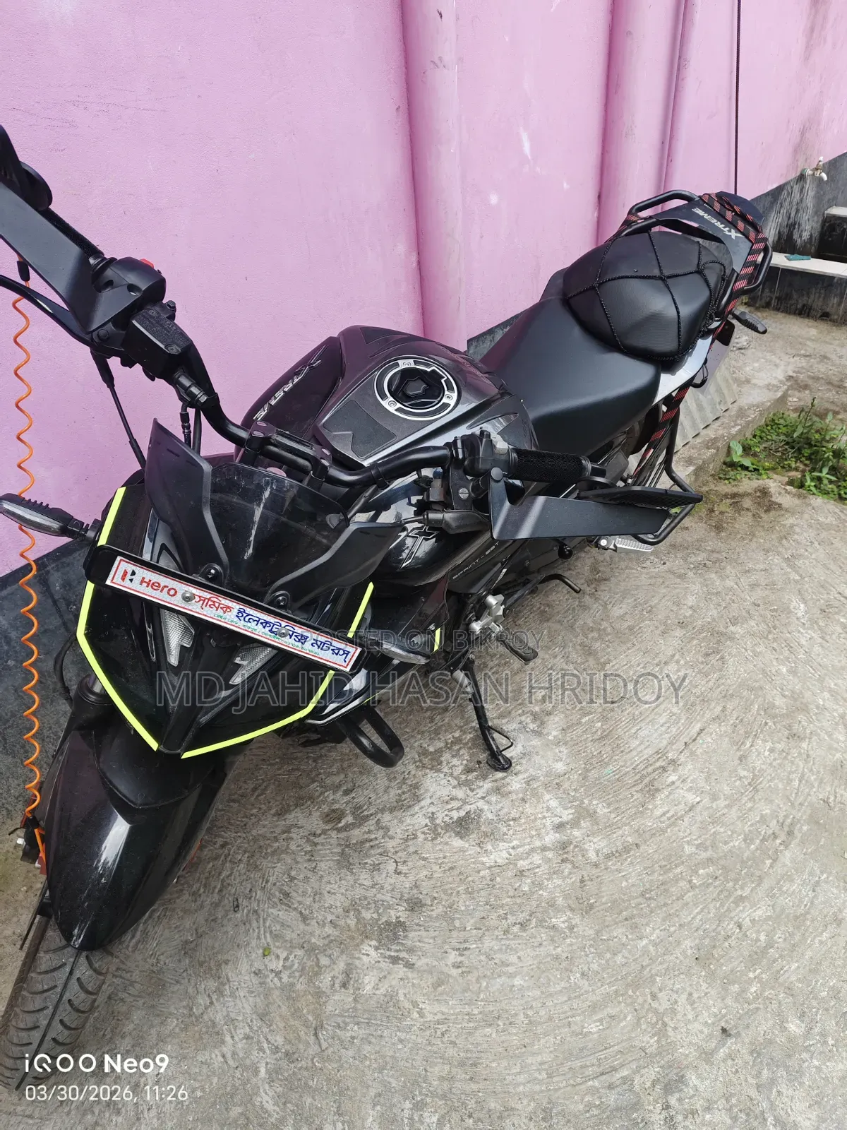 হিরো এক্সট্রিম ১২৫আর ২০২৫ কালো
