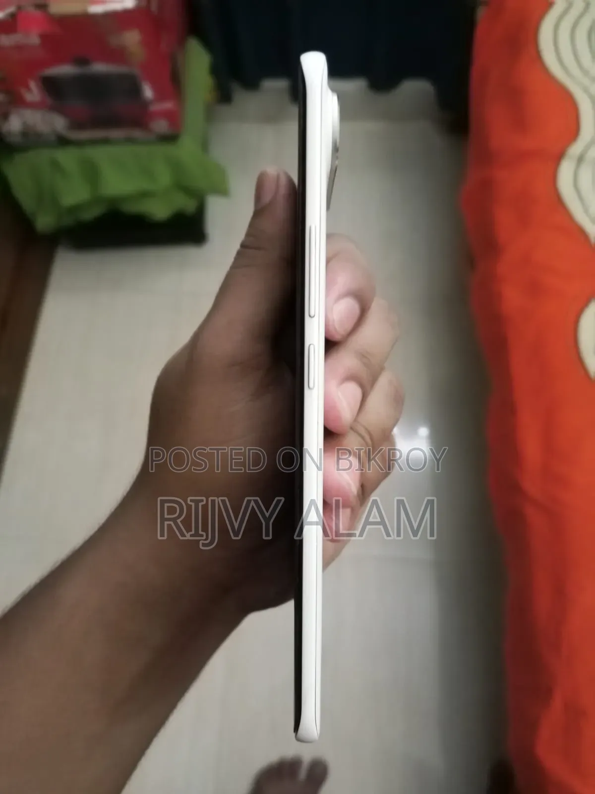 Tecno 256 GB White