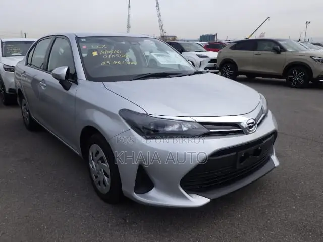 Toyota Axio 2022 Silver