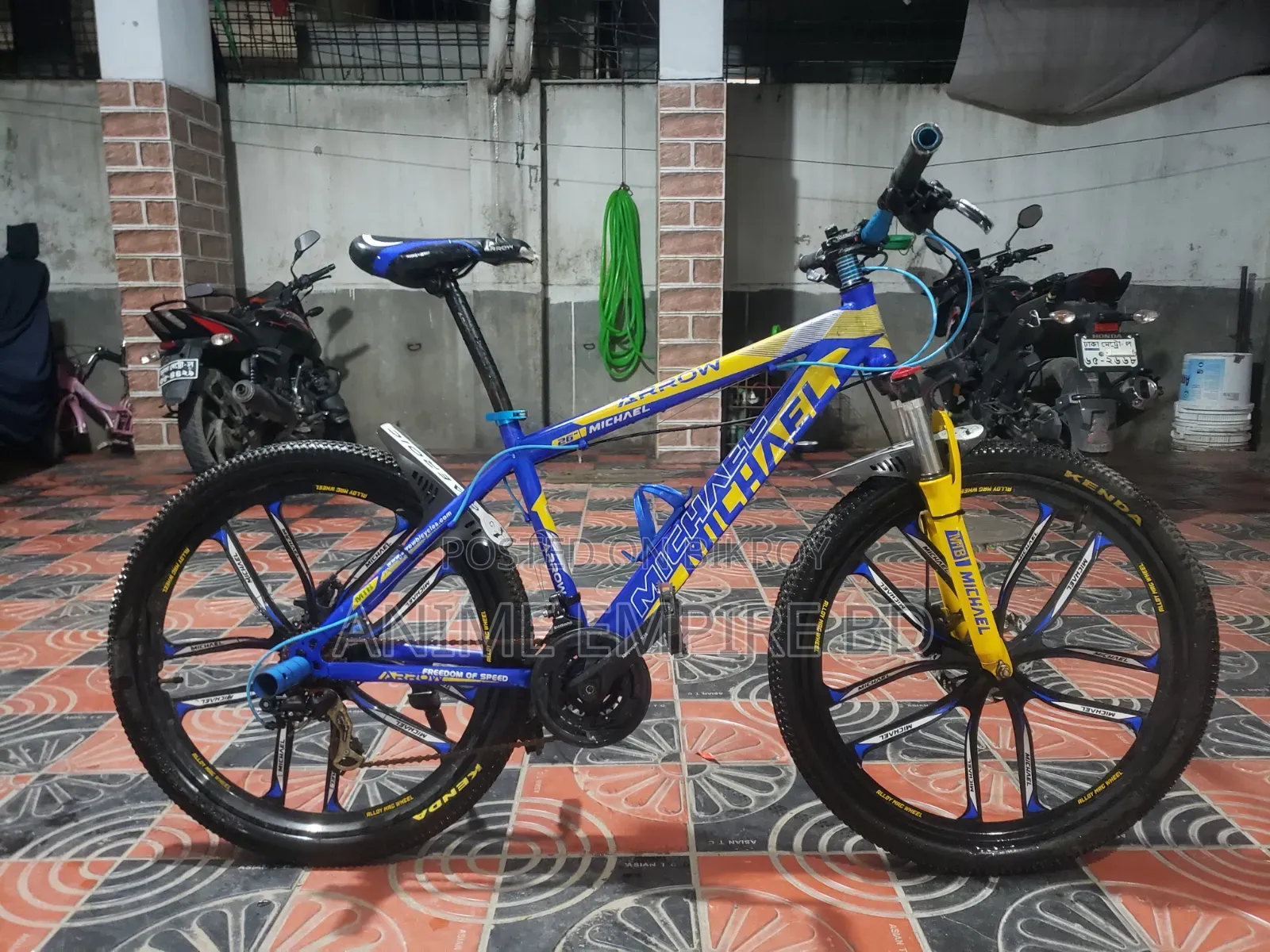 Arrow Michael Oil Brake Cycle