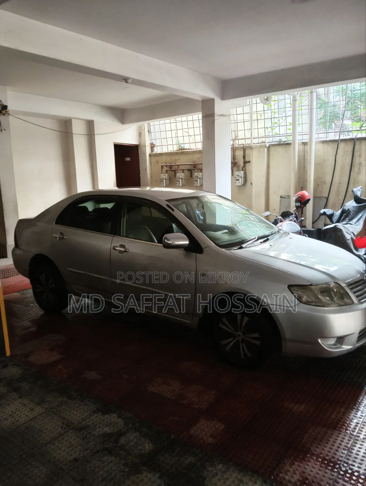 Toyota Corolla 2004 Silver