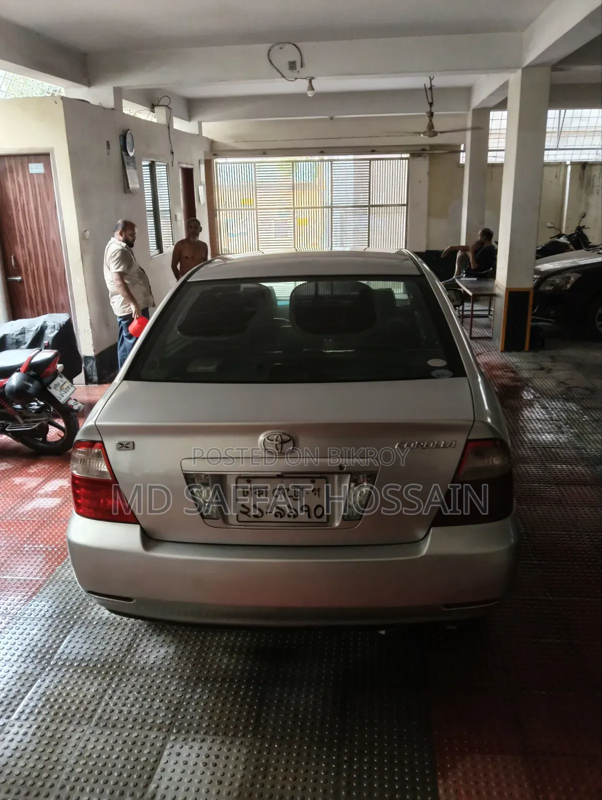 Toyota Corolla 2004 Silver