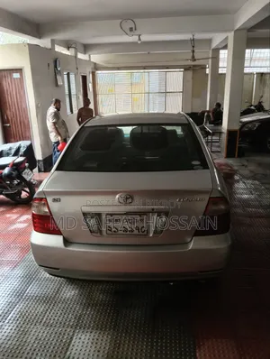 Toyota Corolla 2004 Silver