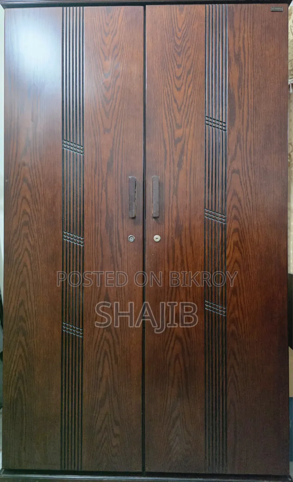 2-door Wooden Almirah Wardrobe