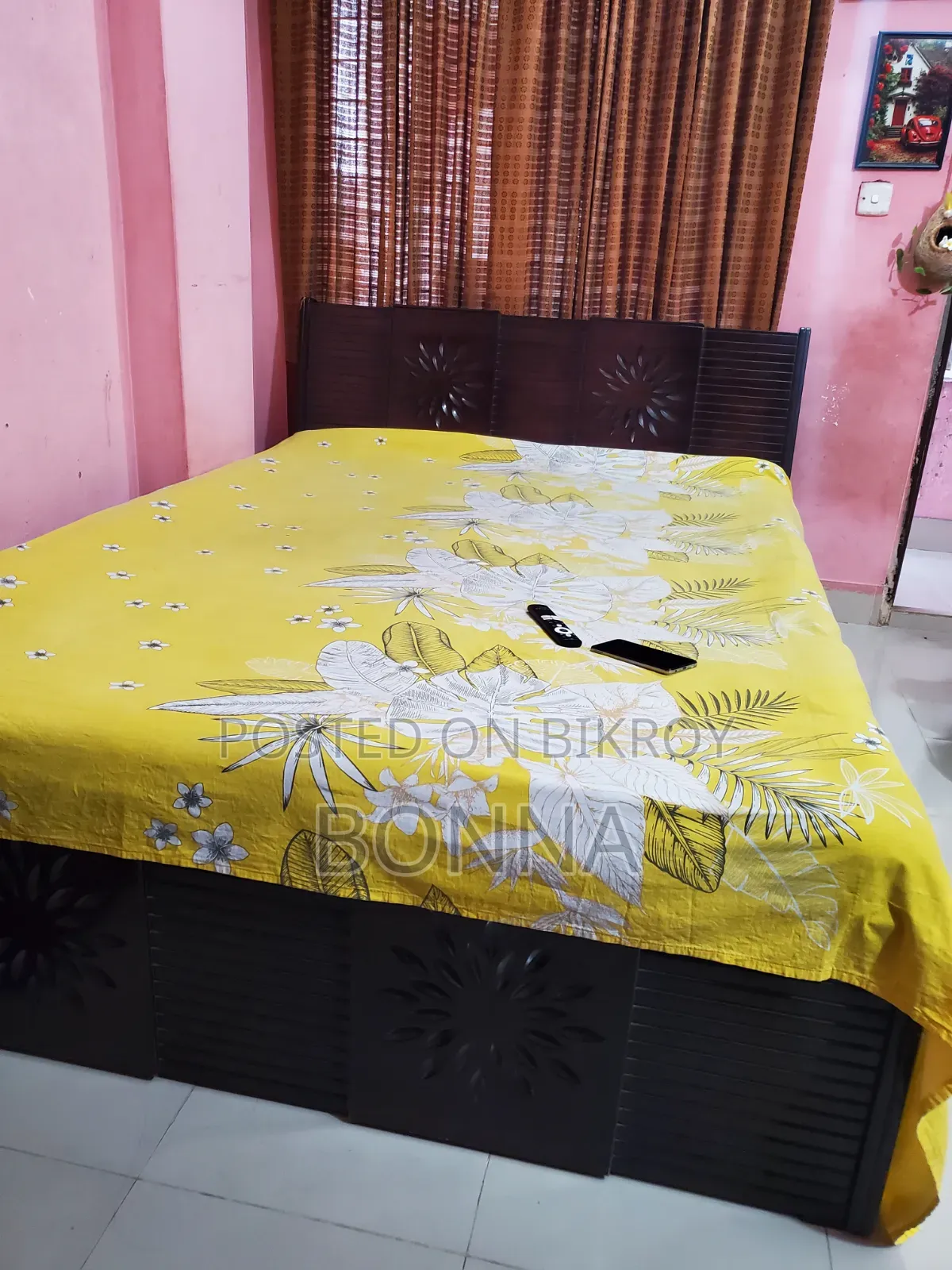 ফুল ফ্রেশ খাট