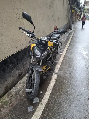TVS Raider 125 2022 Yellow