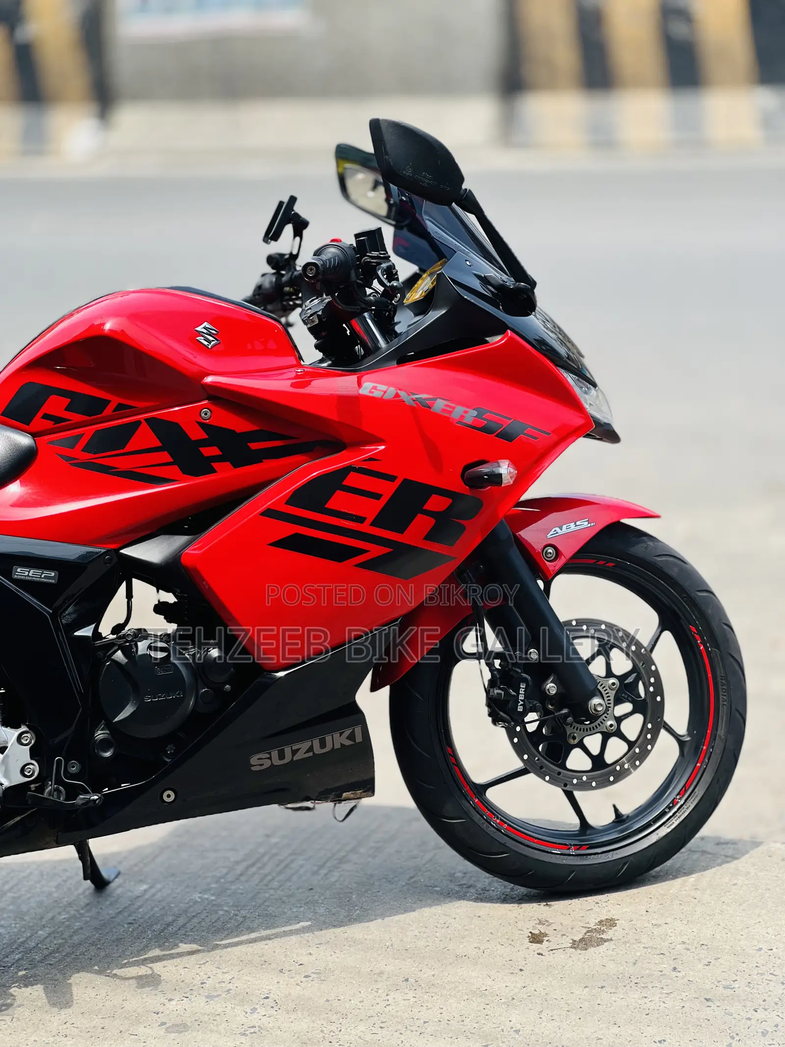 Suzuki Gixxer SF FI 2022 Red