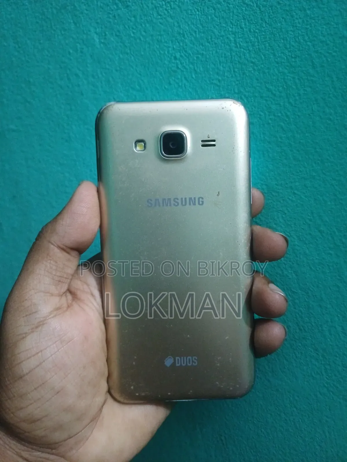 Samsung Galaxy J5 8 GB Gold