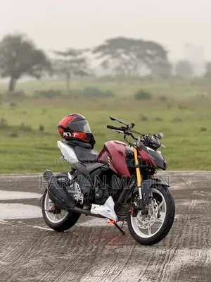 TVS Apache RTR 160 4V 2022 Red