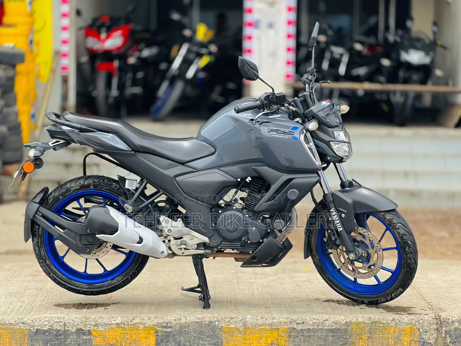 Yamaha FZ 2024 Gray