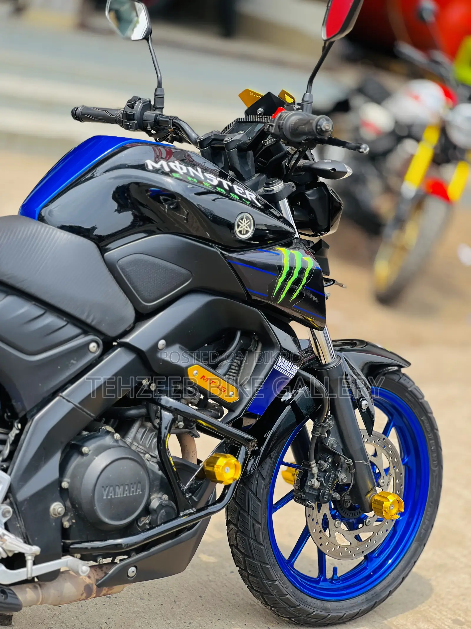 Yamaha 2020 Blue
