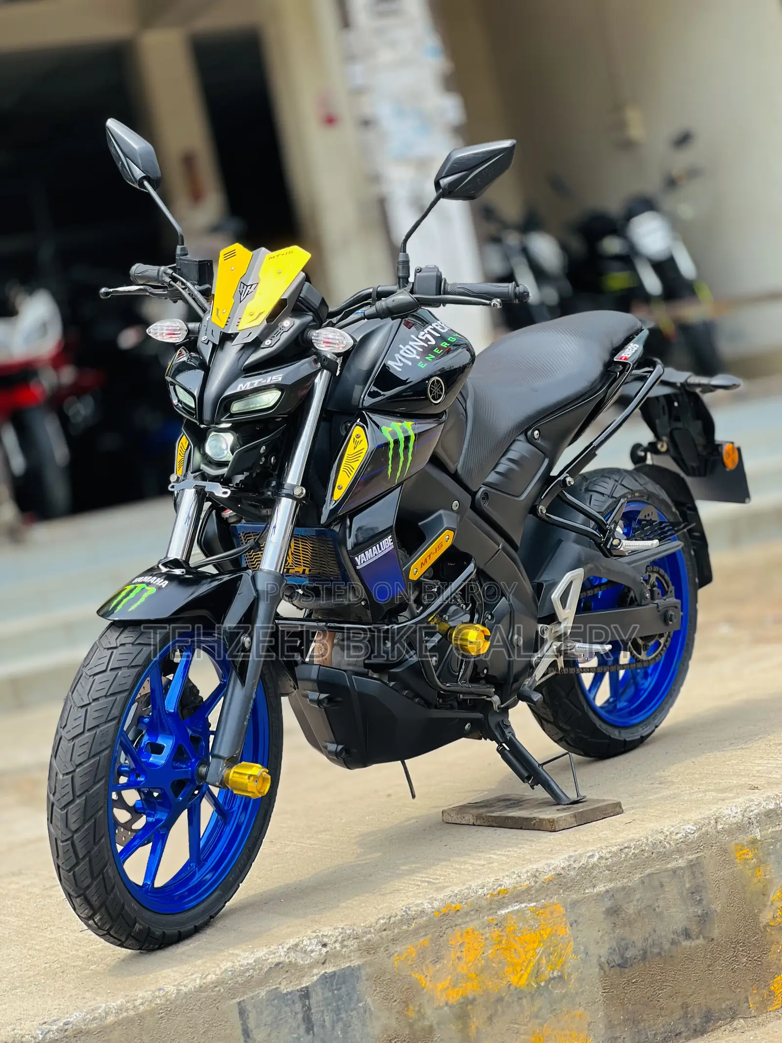 Yamaha 2020 Blue