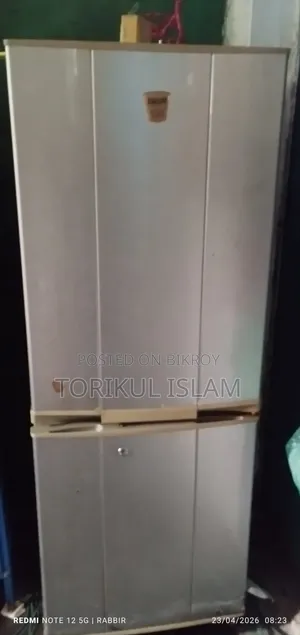 পুরাতন ফ্রীজ