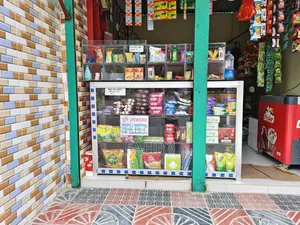 Shop Shelf