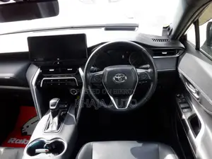 Toyota Harrier Z 2021 Pearl