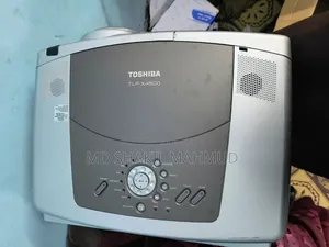 প্রজেক্টর তোশিবা
