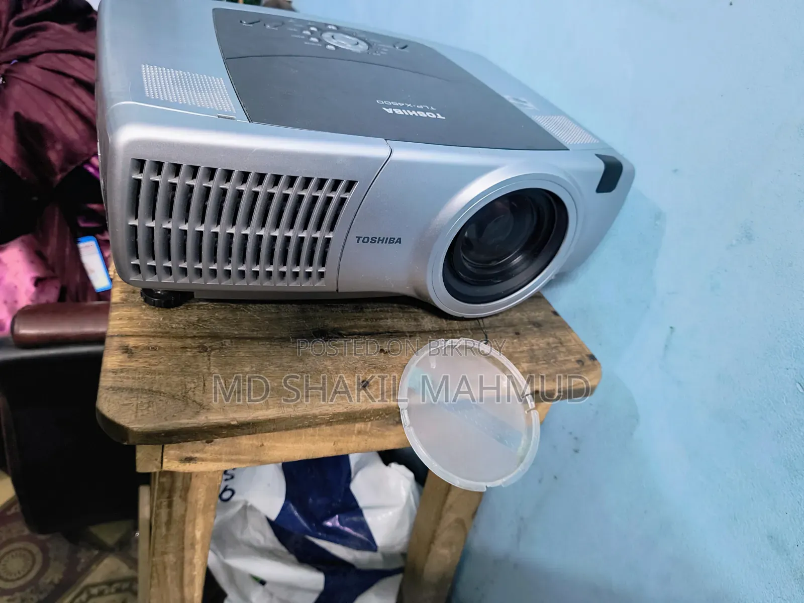 প্রজেক্টর তোশিবা