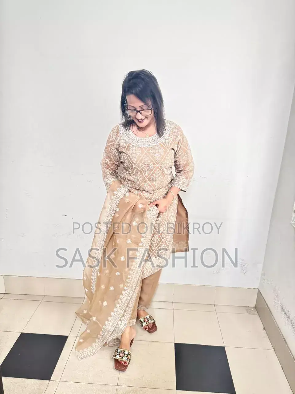 রেডি সাদাবাহার থ্রিপিস সেলাই করার ঝামেলা নাই পড়লেই রেডি