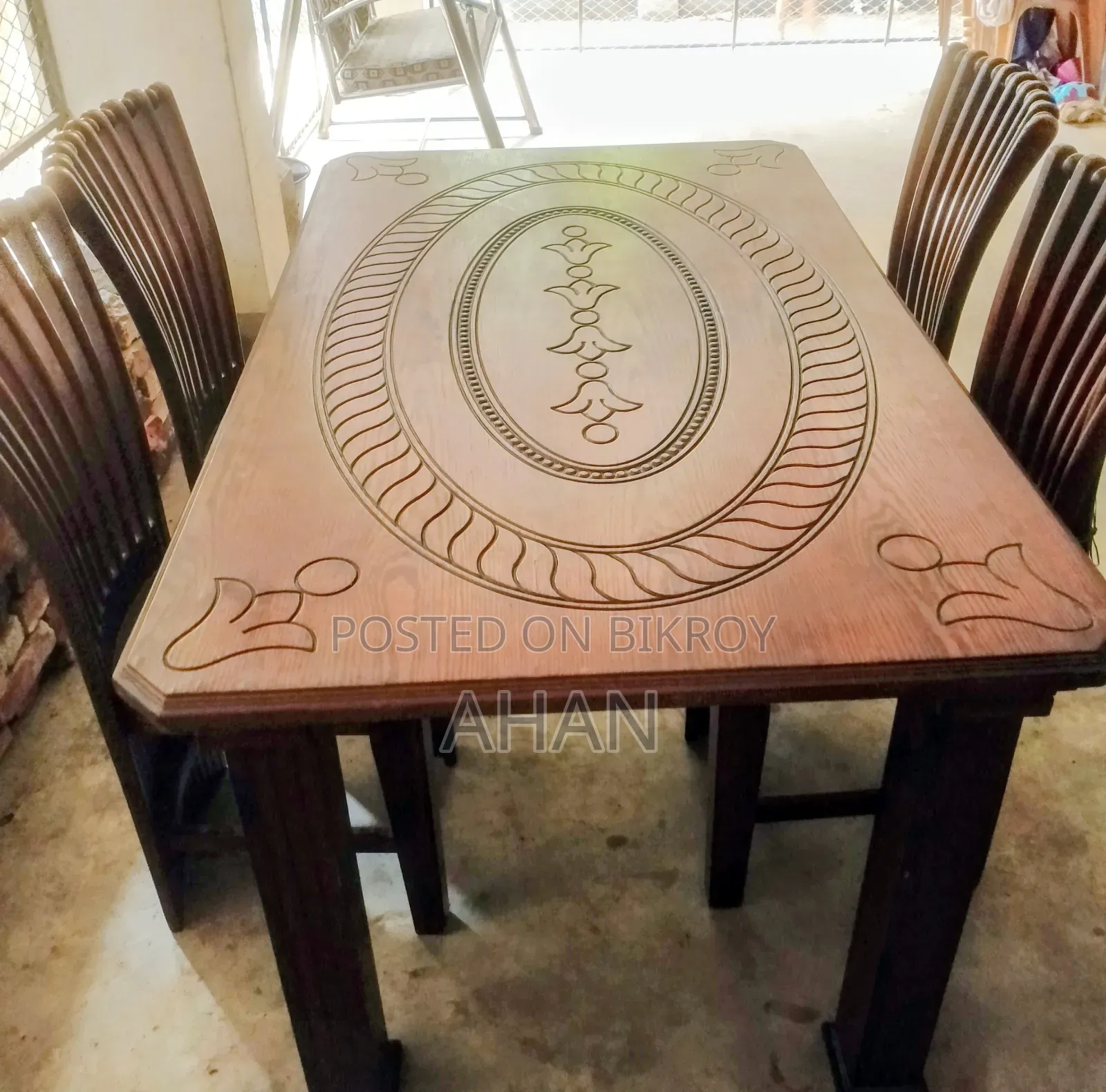 Dining Table With 4 Chairs