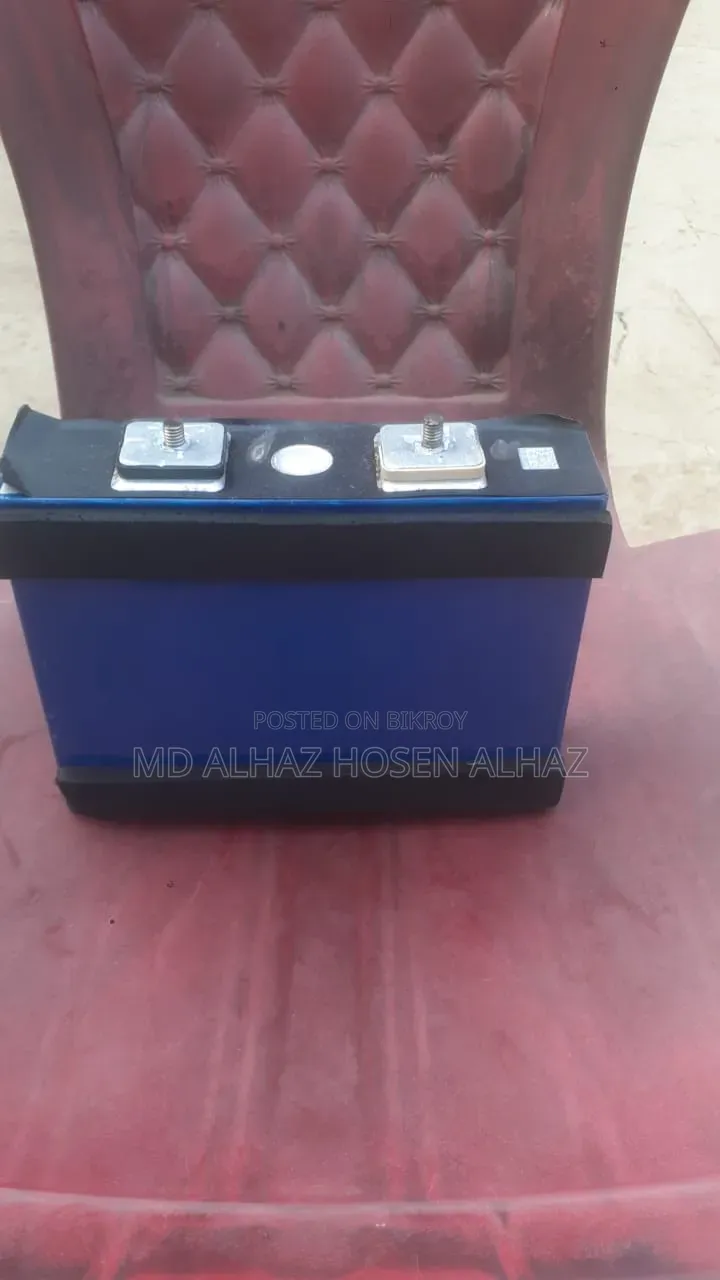 100Ah Lithium Phosphate Battery