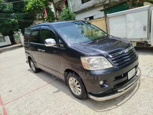 Toyota Noah 2004 Black