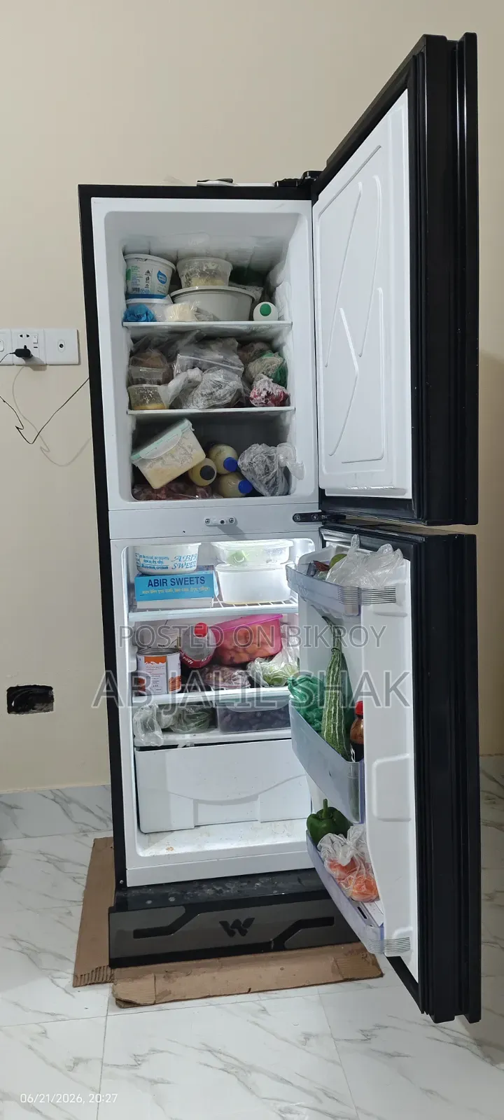 Walton Inverter Refrigerator (১৭৬ লিটার) বিক্রয় হবে (২মাস ২৪দিন ব্যবহৃত)