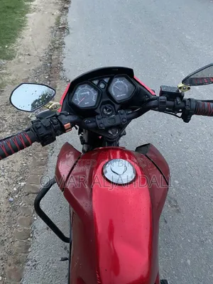 হোন্ডা সিজি১১০ ২০১৭ রেড