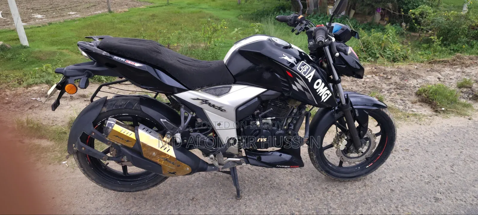 TVS Apache 160 4V 2023 Black