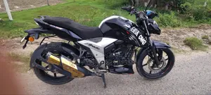 TVS Apache 160 4V 2023 Black
