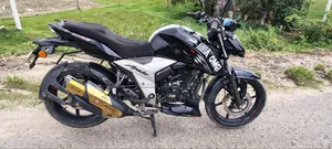 TVS Apache 160 4V 2023 Black
