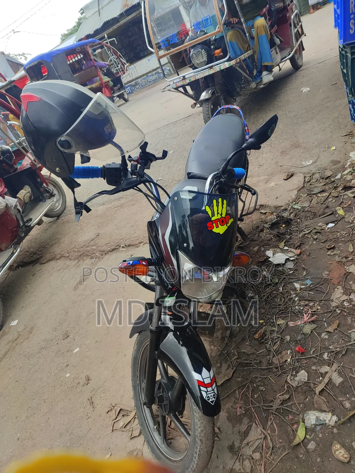 Bajaj Platina 100 2026 Red