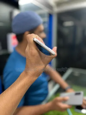 Samsung Galaxy S20 128 GB White
