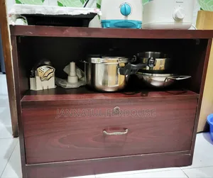 ওভেন কেবিনেট