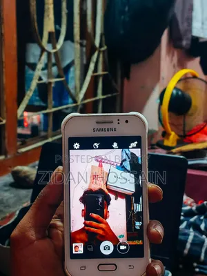 Samsung Galaxy J1 Ace 4 GB White