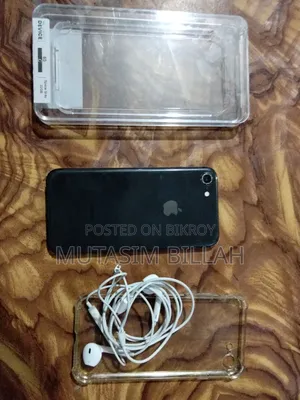 Apple iPhone 8 ৬৪ জিবি ব্ল্যাক