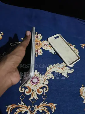 Apple iPhone 8 Plus 64 GB White