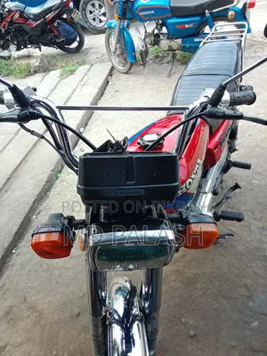 Honda 2010 Red