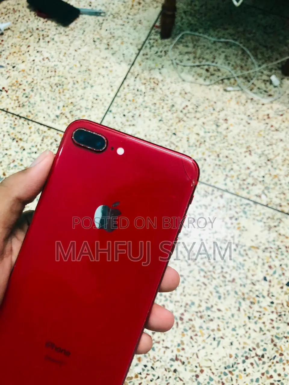 Apple iPhone 8 Plus 64 GB Red