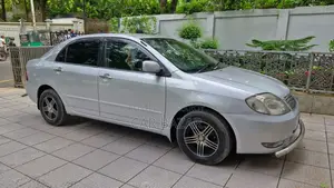 Toyota Corolla 2004 Silver