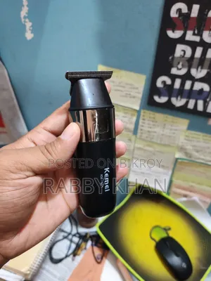 Kemei brand trimmer for sale, comes with free gel.