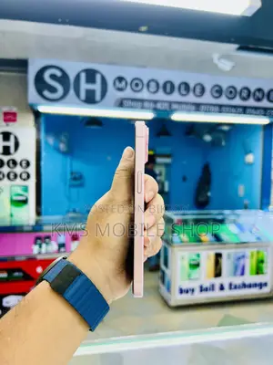 Apple iPhone 15 128 GB Pink